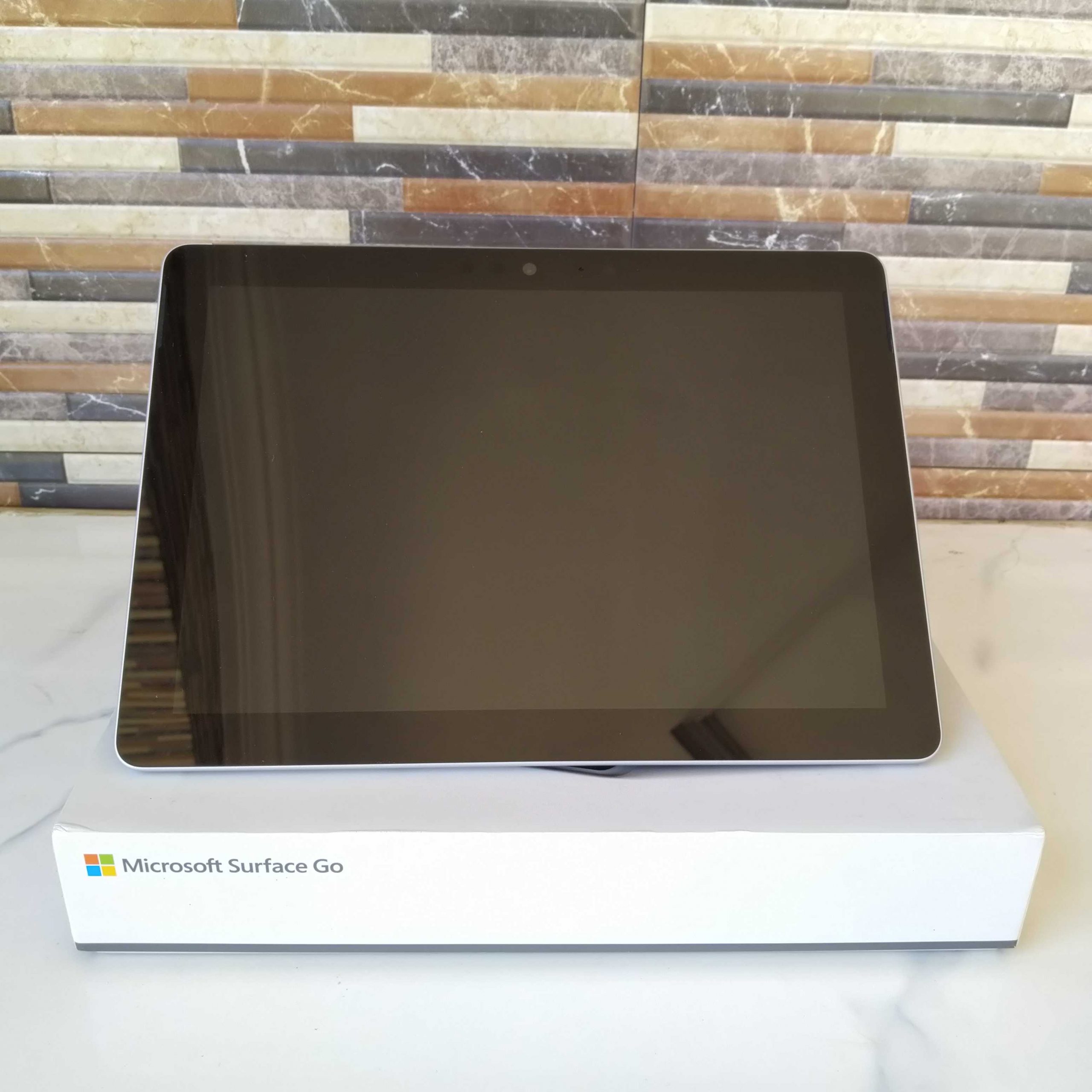 Microsoft Surface Go (128GB SSD, 8GB RAM) – Boom Checkout